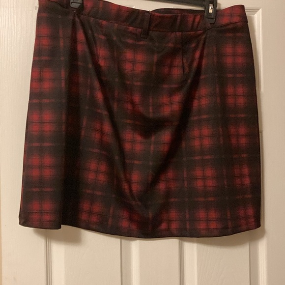 Women’s Plus Size Mini Skirt Size 2X - Picture 5 of 6